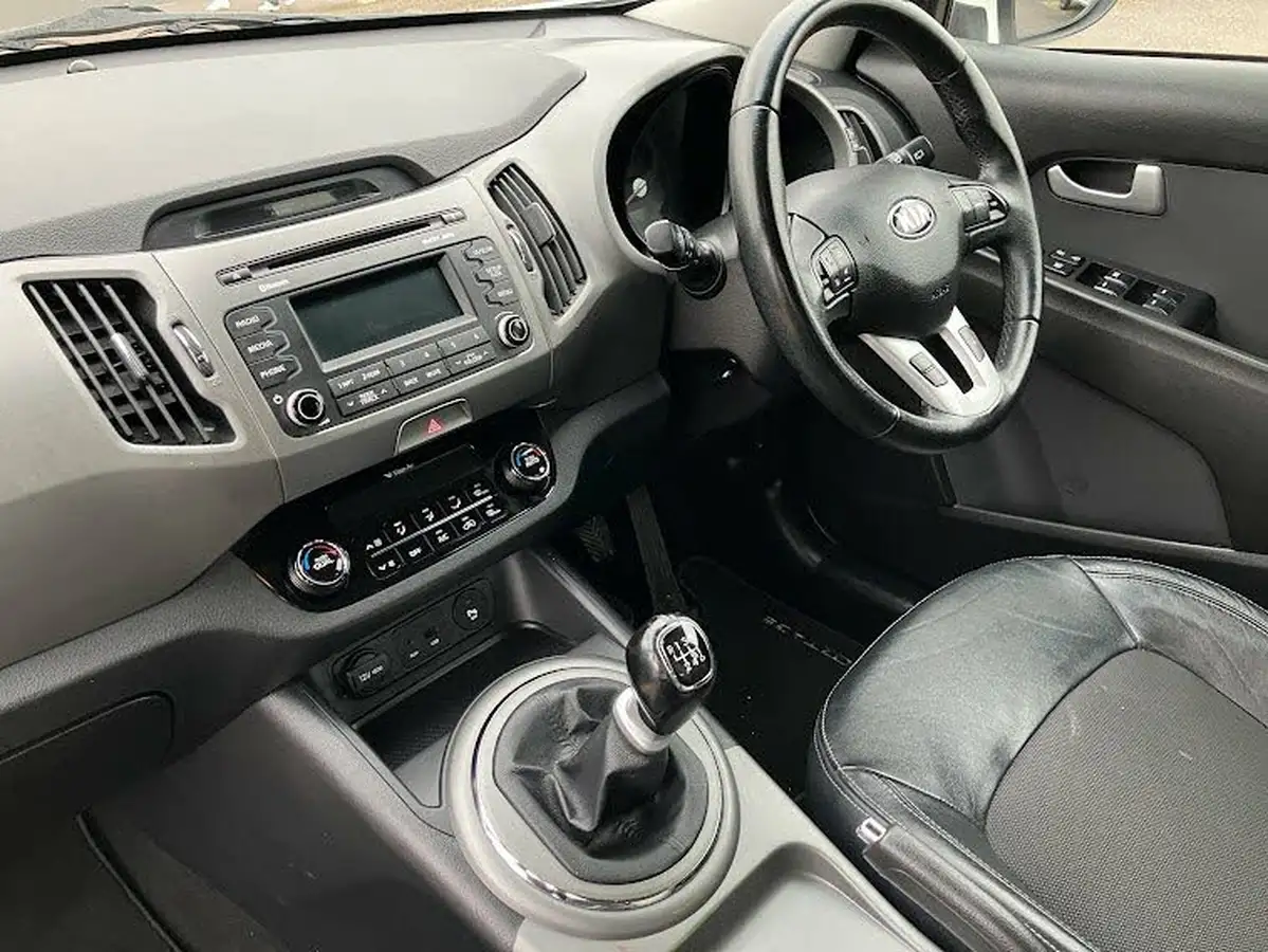 2014-kia-sportage-16-2-133bhp-isg-big-20