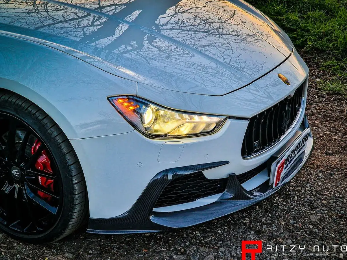 2015-maserati-ghibli-30-s-big-25