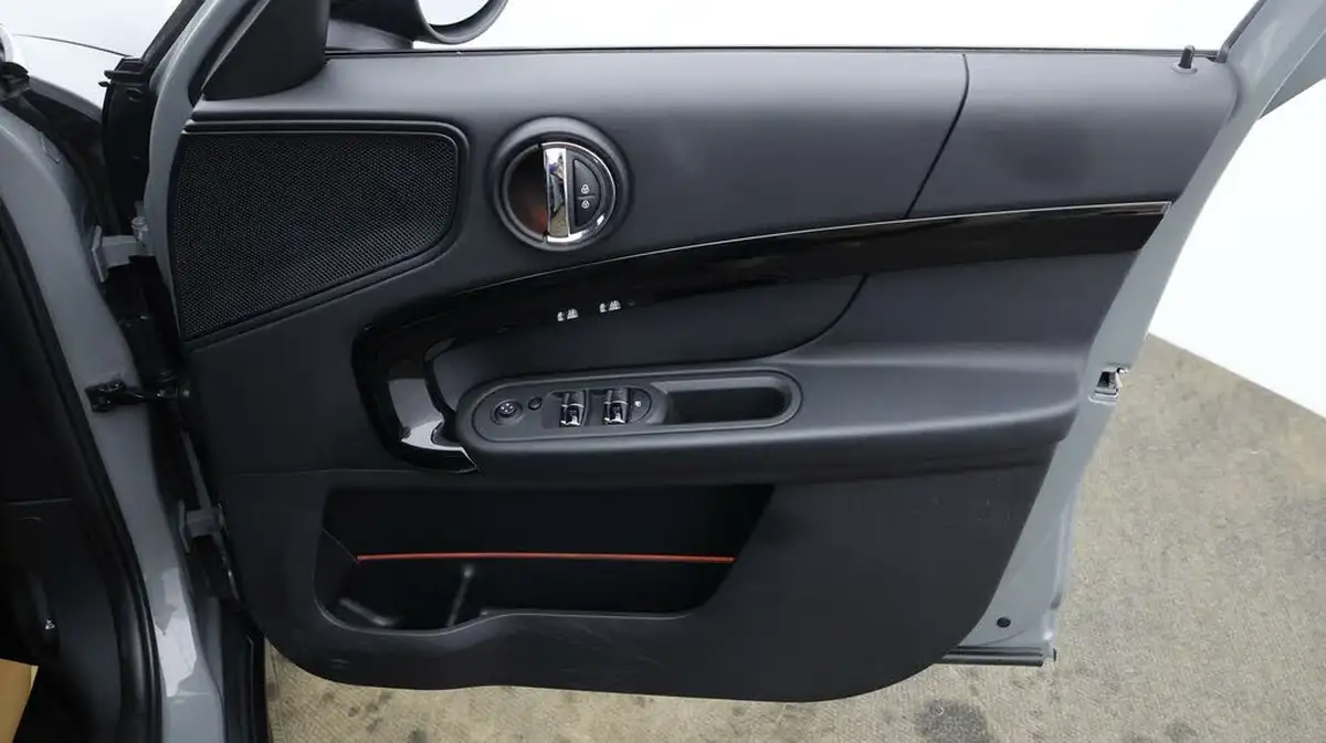 2022-mini-countryman-20-cooper-s-classic-premium-auto-big-14