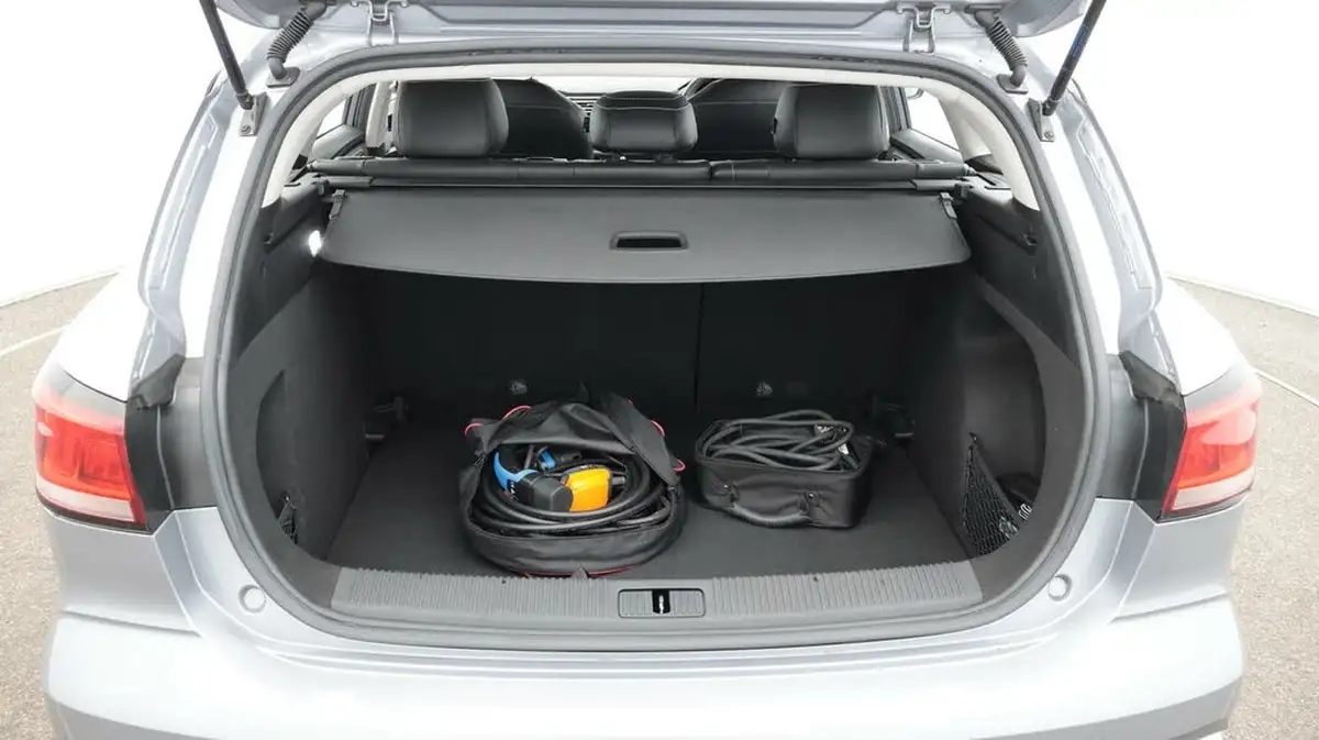 2021-mg-mg5-e-exclusive-ev-long-range-big-17