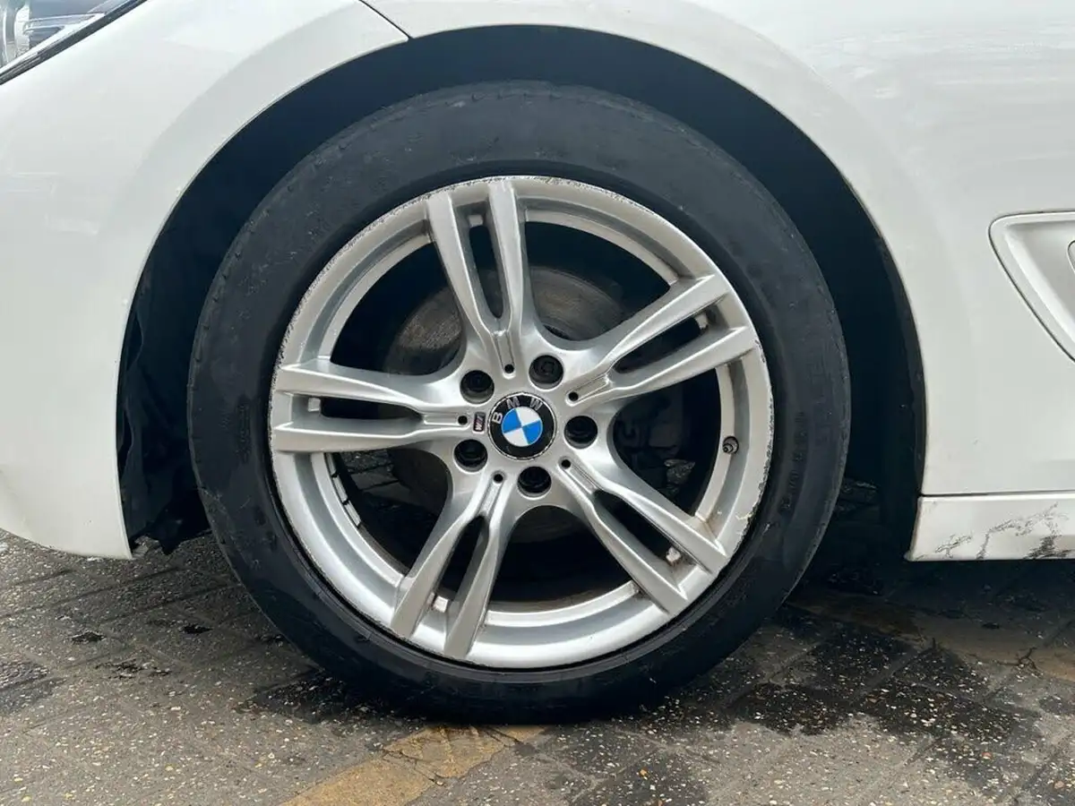 2018-bmw-3-series-20td-320d-m-sport-gt-auto-big-33