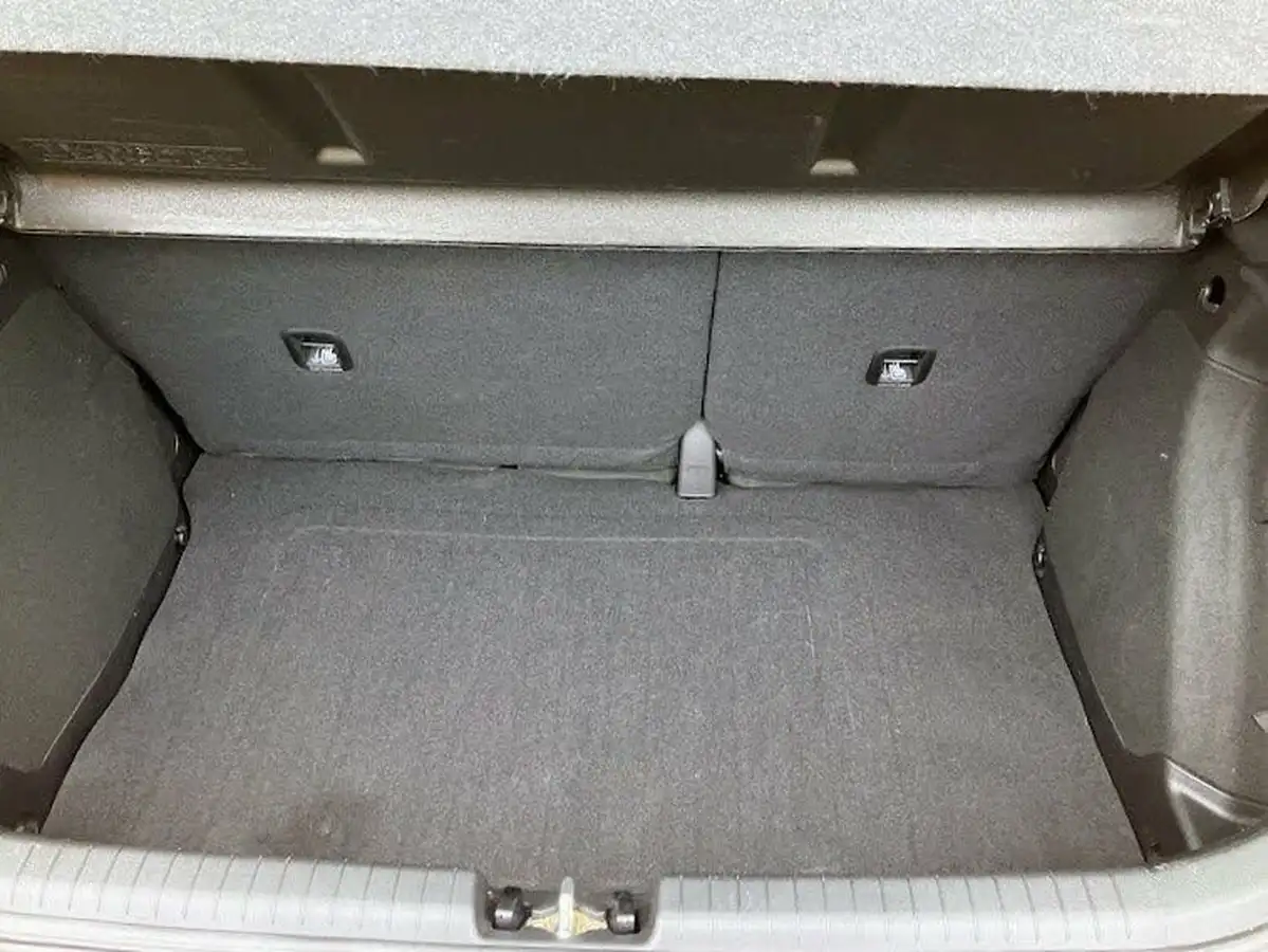 2019-hyundai-i20-12-se-mpi-hatchback-5d-big-22