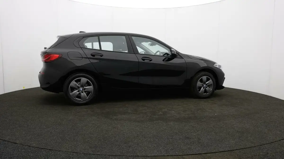 2019-bmw-1-series-15td-116d-se-114bhp-5d-big-34