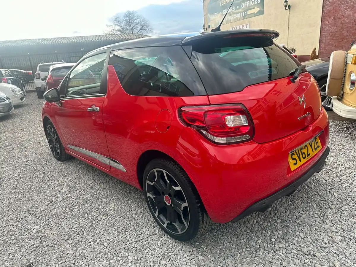 2012-citroen-ds3-16e-hdi-dsport-plus-big-17