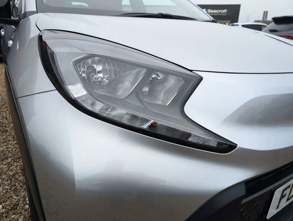 2022-toyota-aygo-x-10-vvt-i-pure-big-11