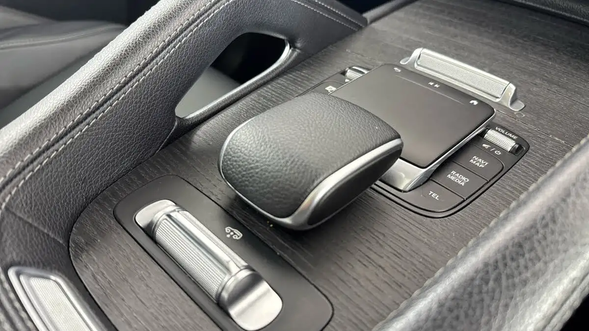 2021-mercedes-benz-gle-class-20d-gle350de-amg-line-premium-plus-194ps-coupe-big-15