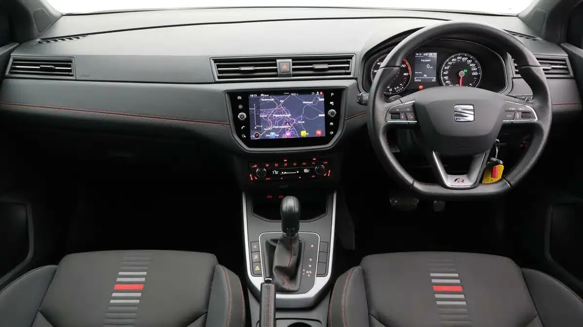 2021-seat-arona-10-tsi-fr-red-edition-dsg-big-13