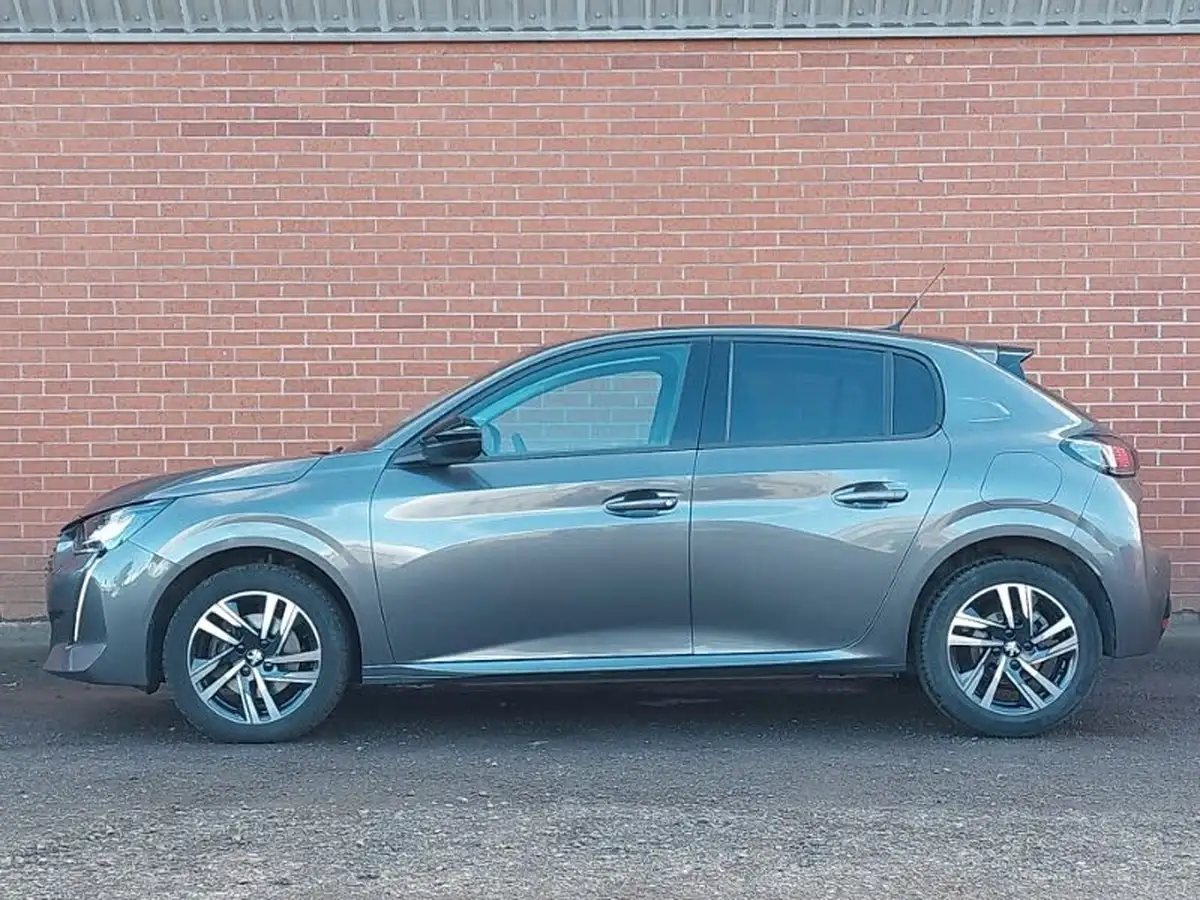 2022-peugeot-208-12-puretech-allure-premium-100bhp-big-3