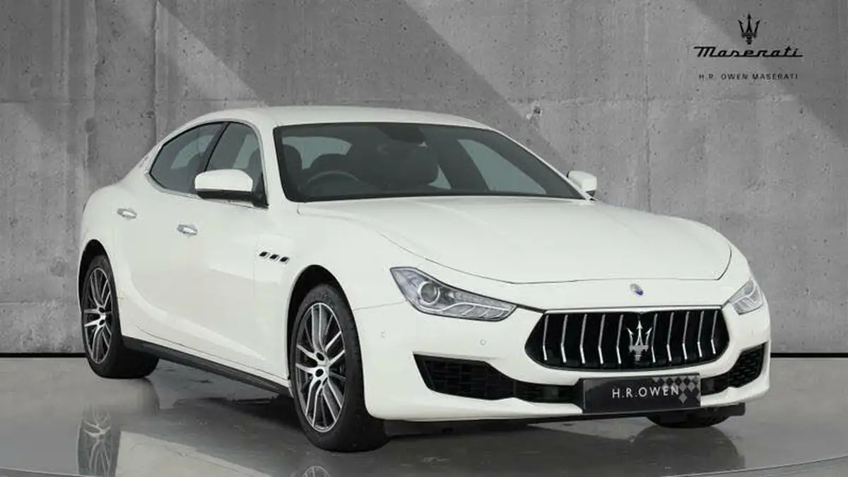2020-maserati-ghibli-30-big-0