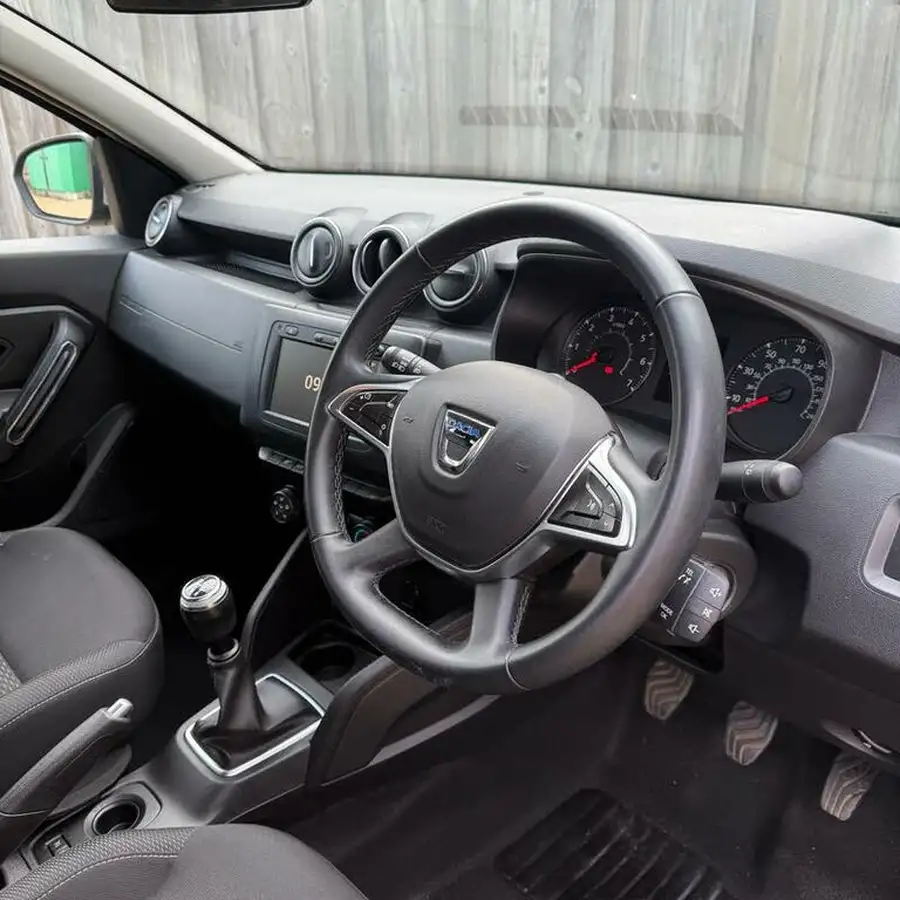2021-dacia-duster-10-tce-comfort-100bhp-ss-station-wagon-5d-big-9