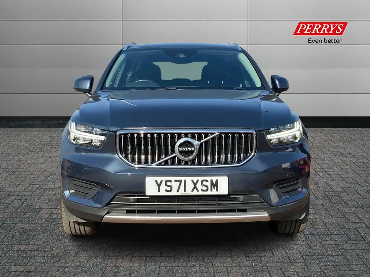2022-volvo-xc40-20-b4-inscription-awd-big-3