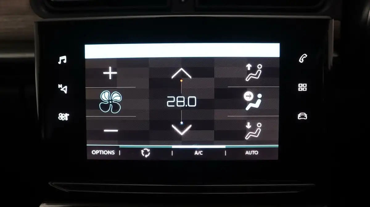 2022-citroen-c3-12-puretech-shine-plus-83ps-ss-big-11