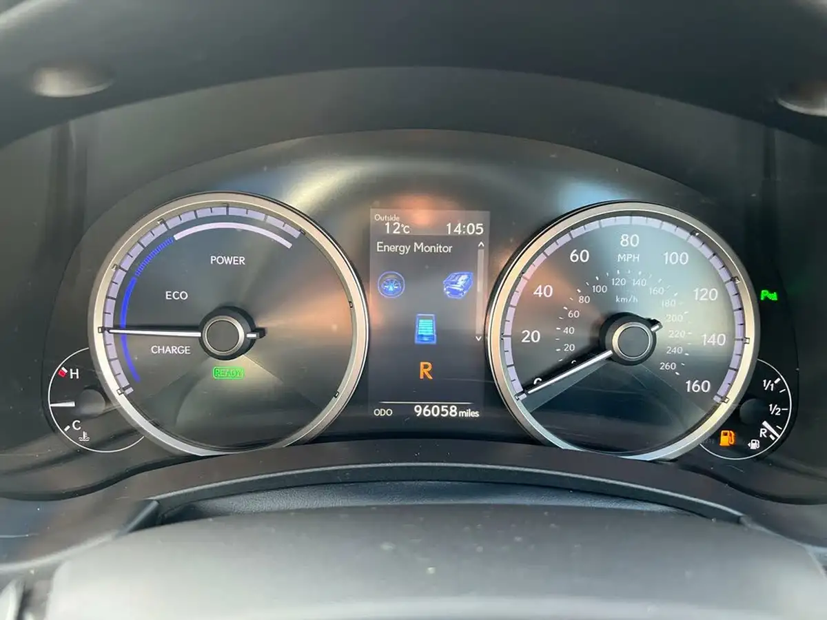 2018-lexus-nx-300h-25-f-sport-premier-pk-big-22