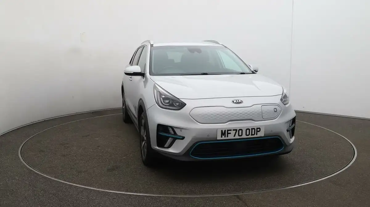 2020-kia-e-niro-ev-4-big-38