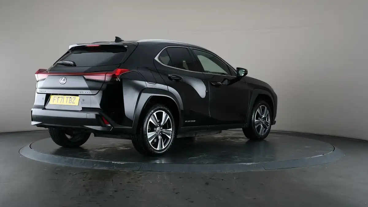 2021-lexus-ux-300e-e-ux-big-65