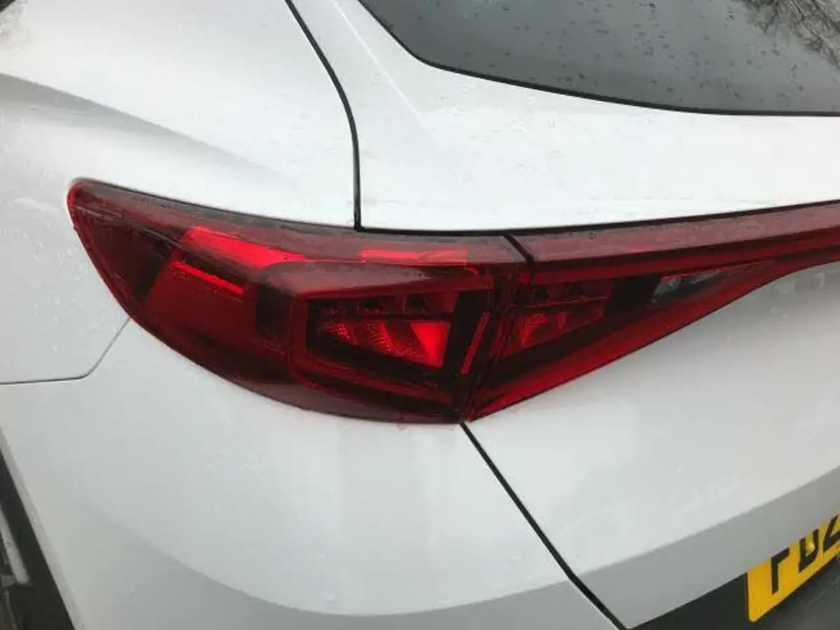 2022-cupra-formentor-15-tsi-v1-dsg-big-40