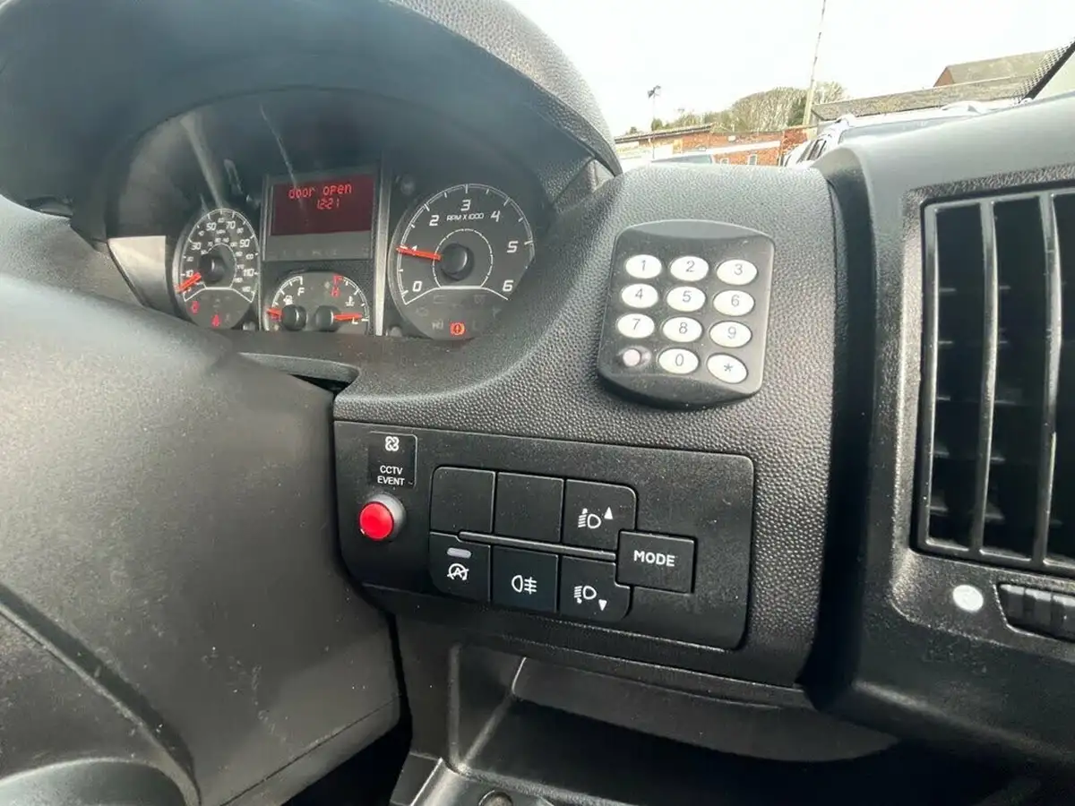 2022-citroen-relay-22bluehdi-35-l4h2-heavy-enterprise-140eu6dt-big-16