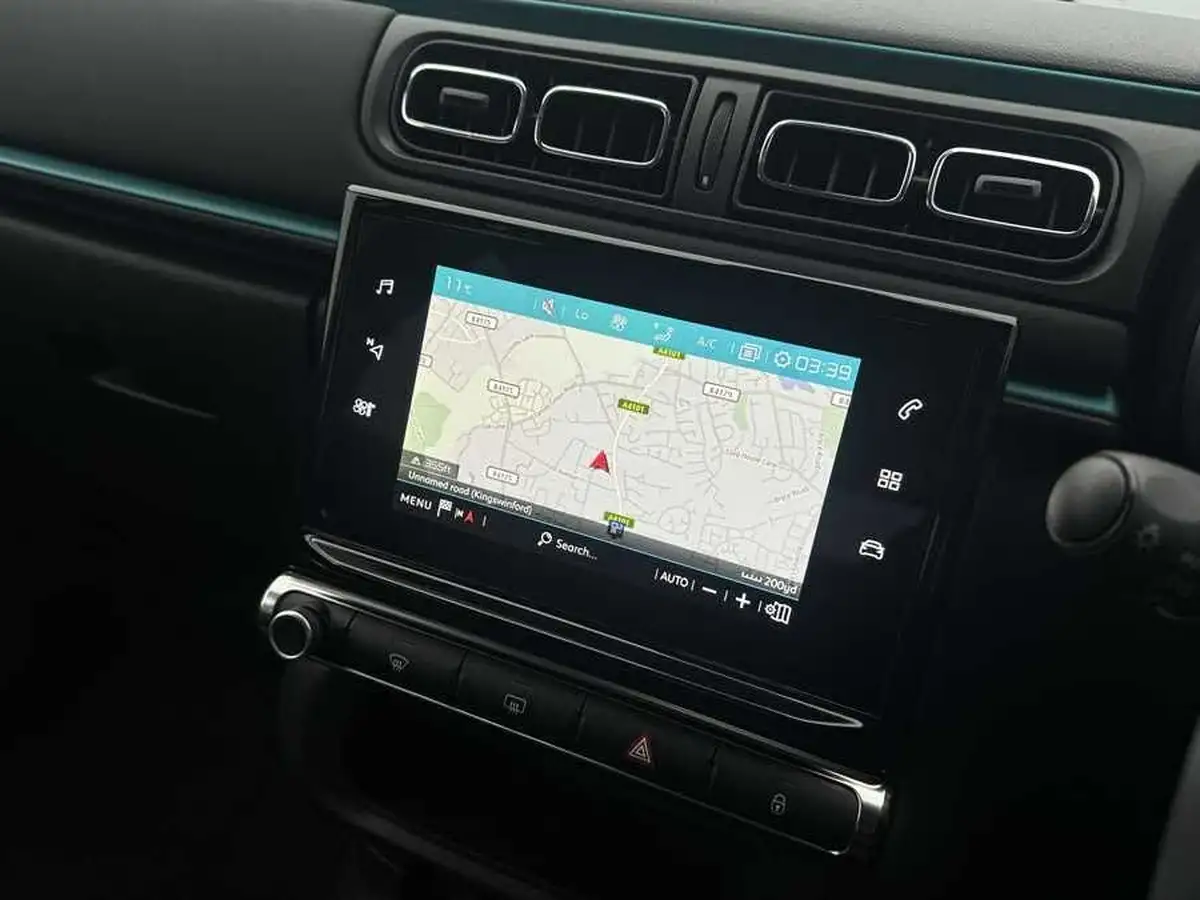 2021-citroen-c3-12-puretech-shine-plus-110ps-eat6-big-14
