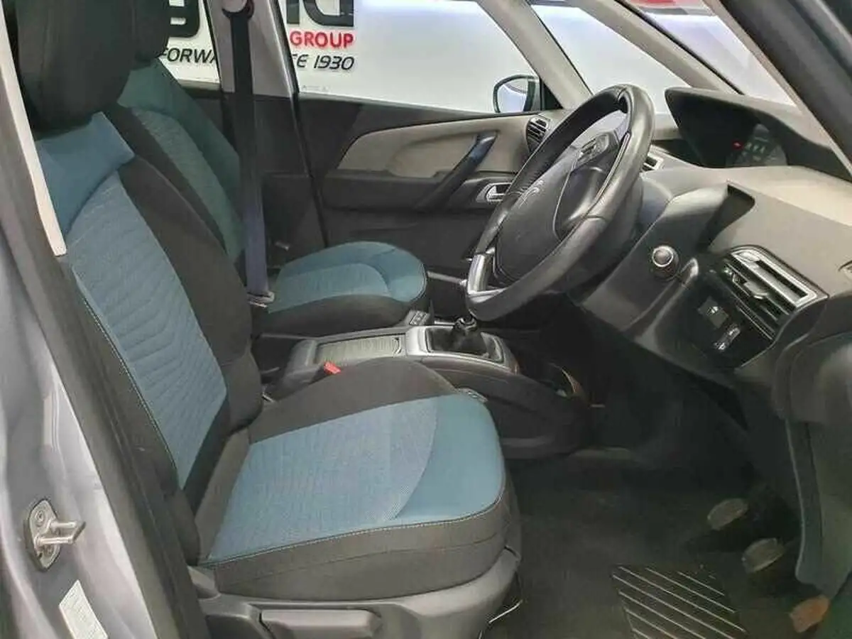 2018-citroen-grand-c4-picasso-12-puretech-feel-big-10