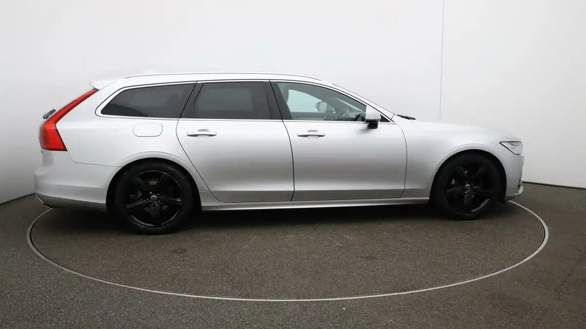 2019-volvo-v90-20td-d4-r-design-big-7