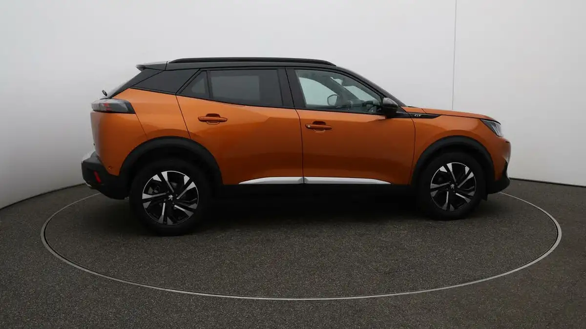 2021-peugeot-2008-suv-15-bluehdi-gt-big-8