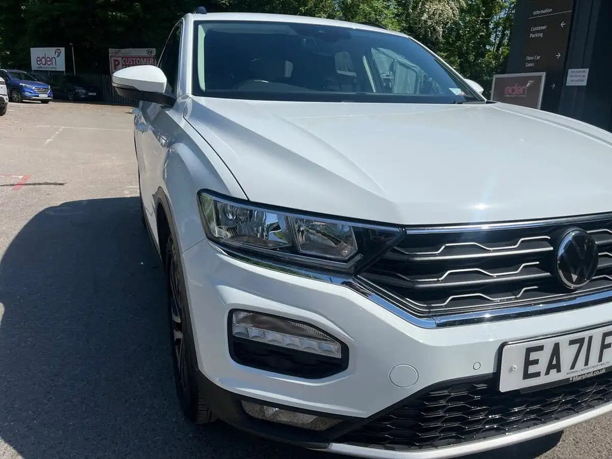 2022-volkswagen-t-roc-15-tsi-active-hatchback-5d-dsg-big-20