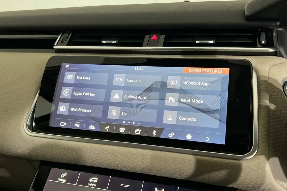 2019-land-rover-range-rover-velar-20-p250-s-big-33