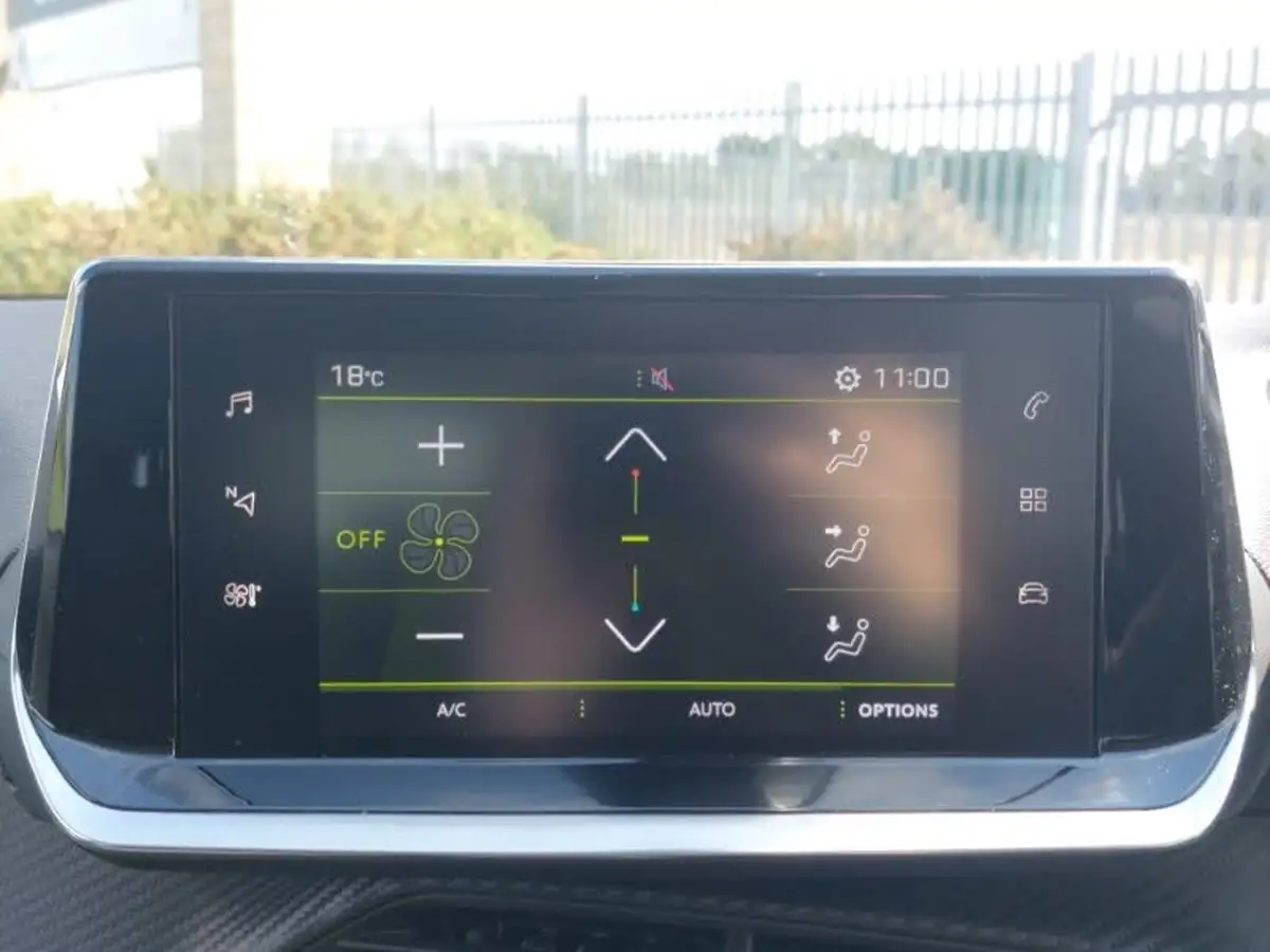 2022-peugeot-2008-suv-12-puretech-allure-premium-100bhp-big-11