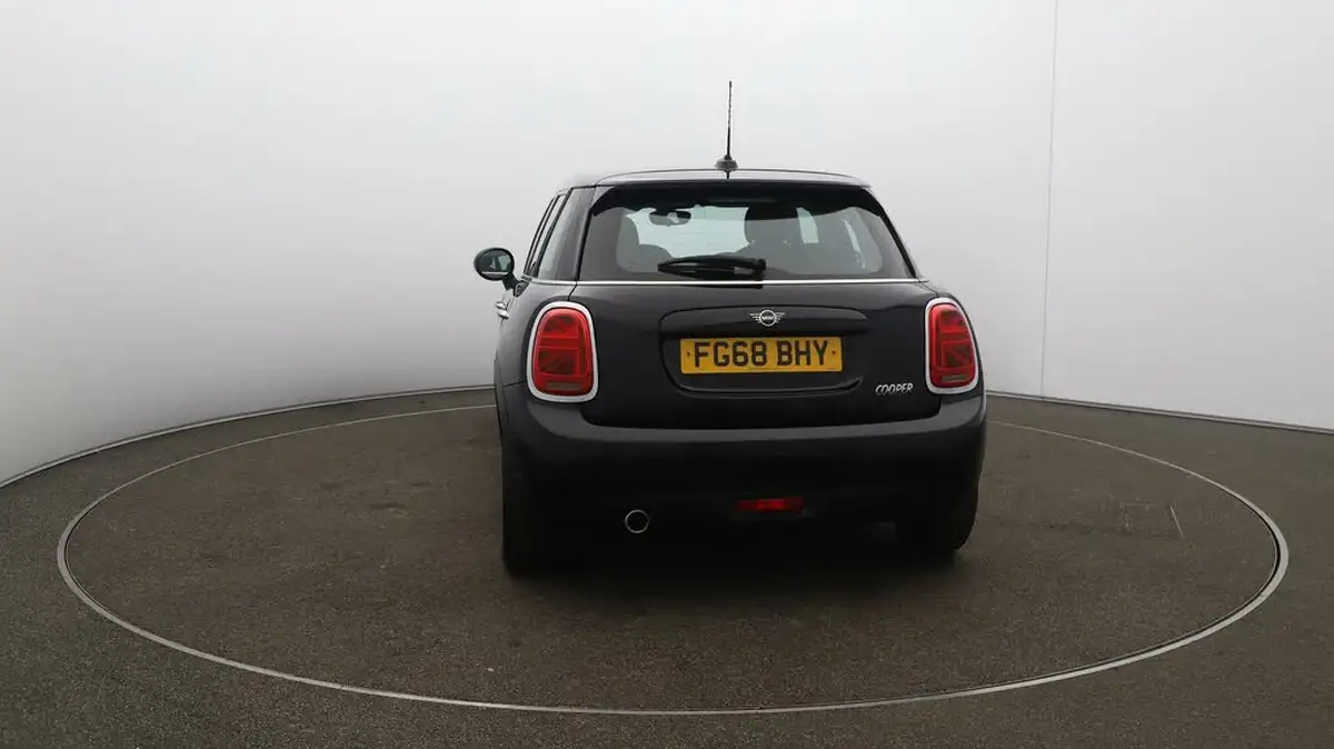 2018-mini-cooper-15-cooper-series-ii-ss-hatchback-5d-big-56