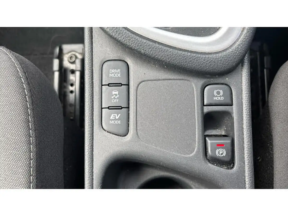 2023-toyota-yaris-15-vvt-i-design-big-20