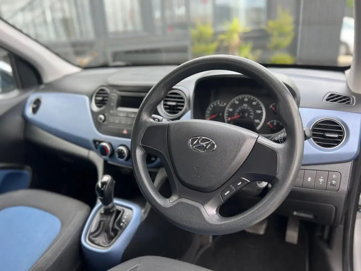 2014-hyundai-i10-12-se-auto-big-5