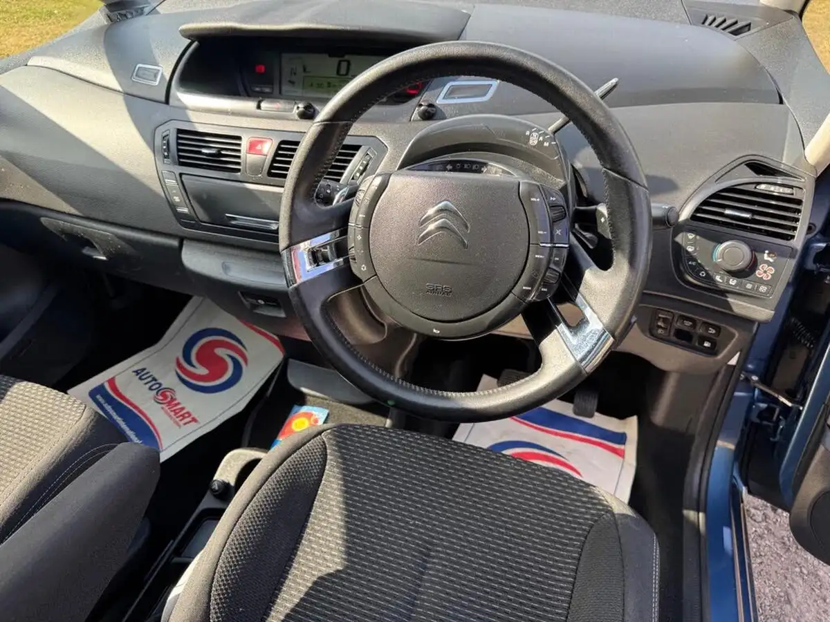 2012-citroen-c4-picasso-16e-hdi-edition-big-28