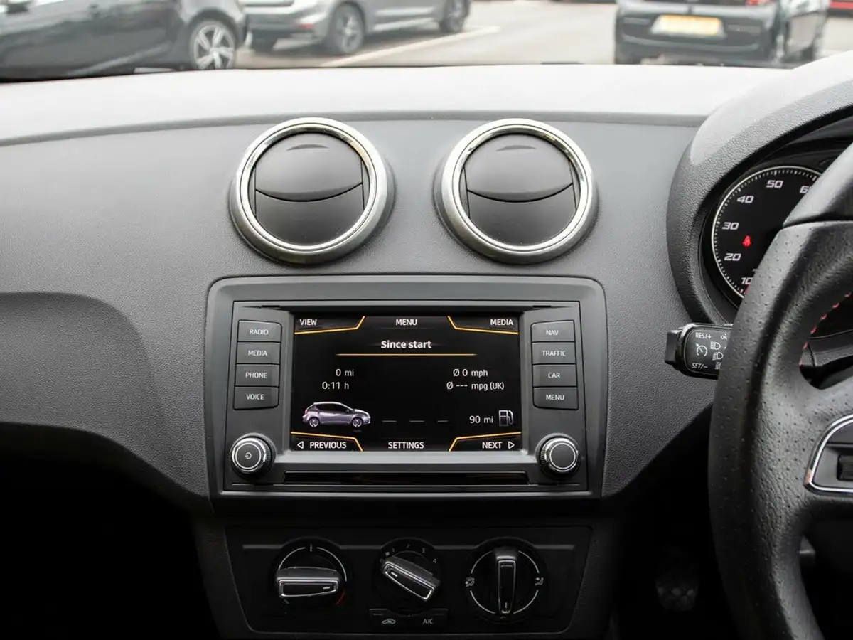2017-seat-ibiza-12-tsi-fr-technology-110ps-hatchback-5d-big-25