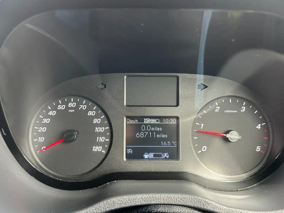2020-mercedes-benz-sprinter-20cdi-315-l1h1-progressive-big-8