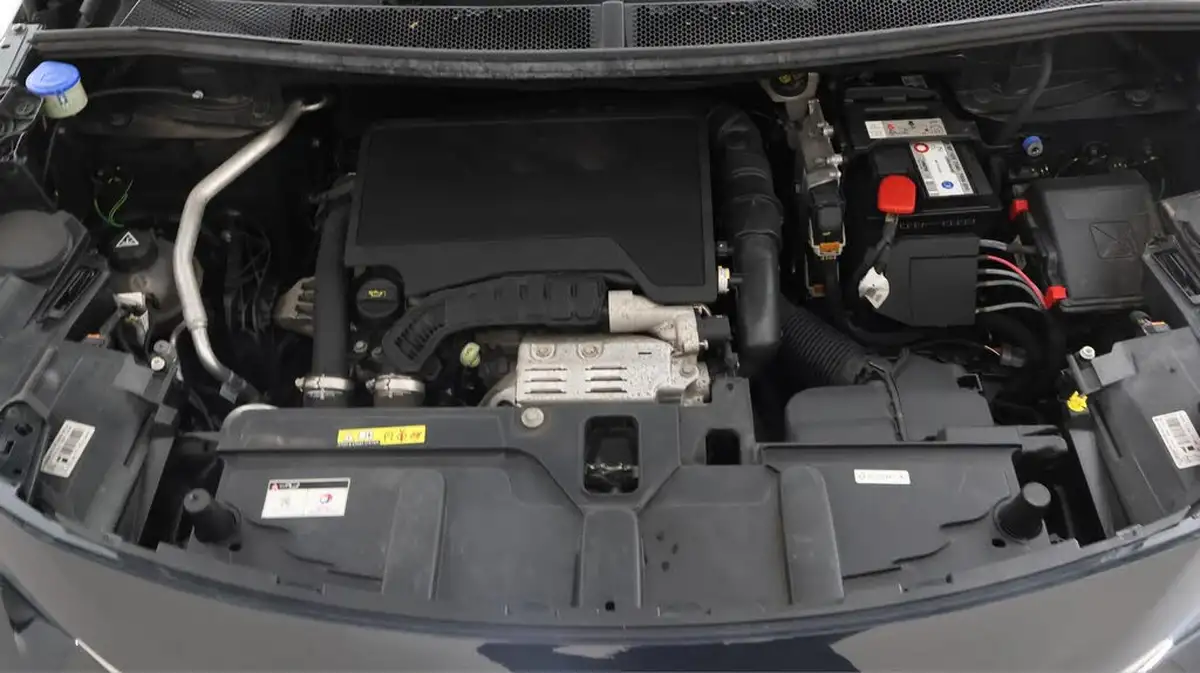 2020-peugeot-3008-suv-12-puretech-allure-big-19