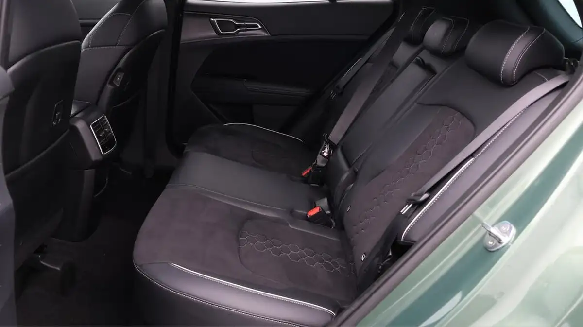 2022-kia-sportage-16-t-gdi-gt-line-226bhp-hev-1598cc-auto-big-16