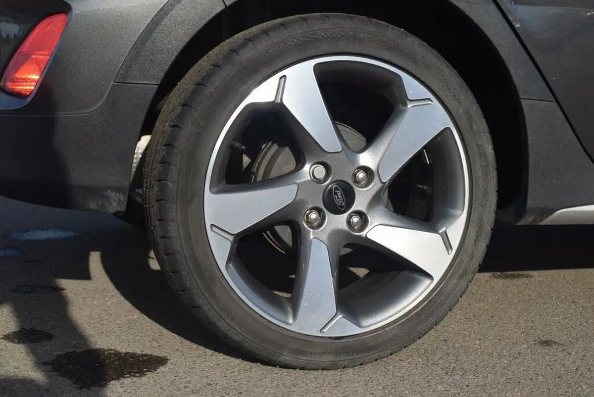 2019-ford-fiesta-10t-active-x-125ps-big-8