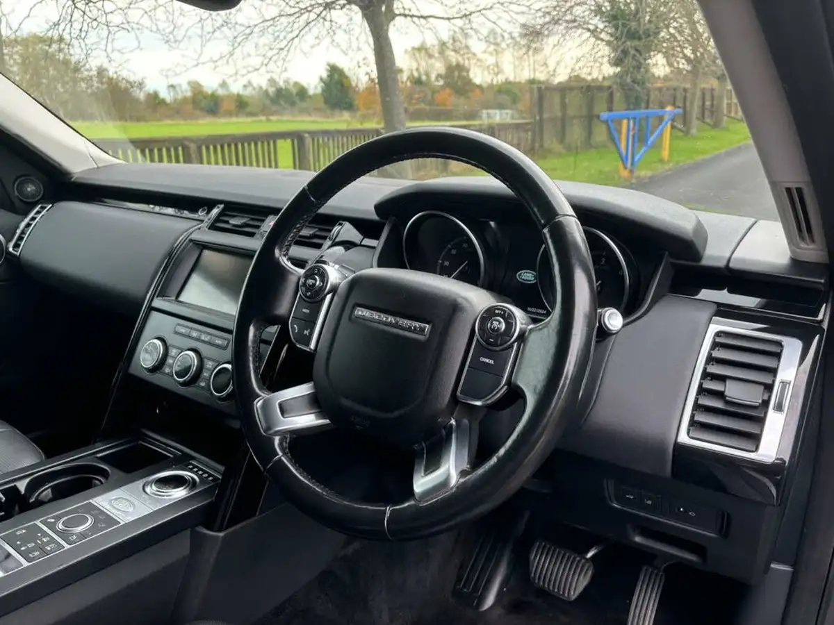 2018-land-rover-discovery-30td6-se-258pse6-4wd-panel-van-auto-big-8