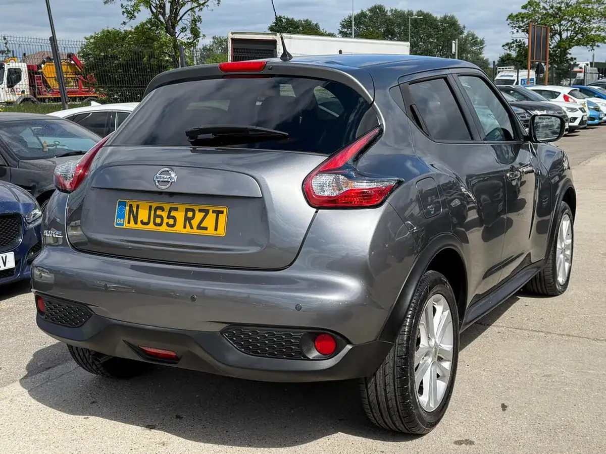 2015-nissan-juke-16-acenta-big-9