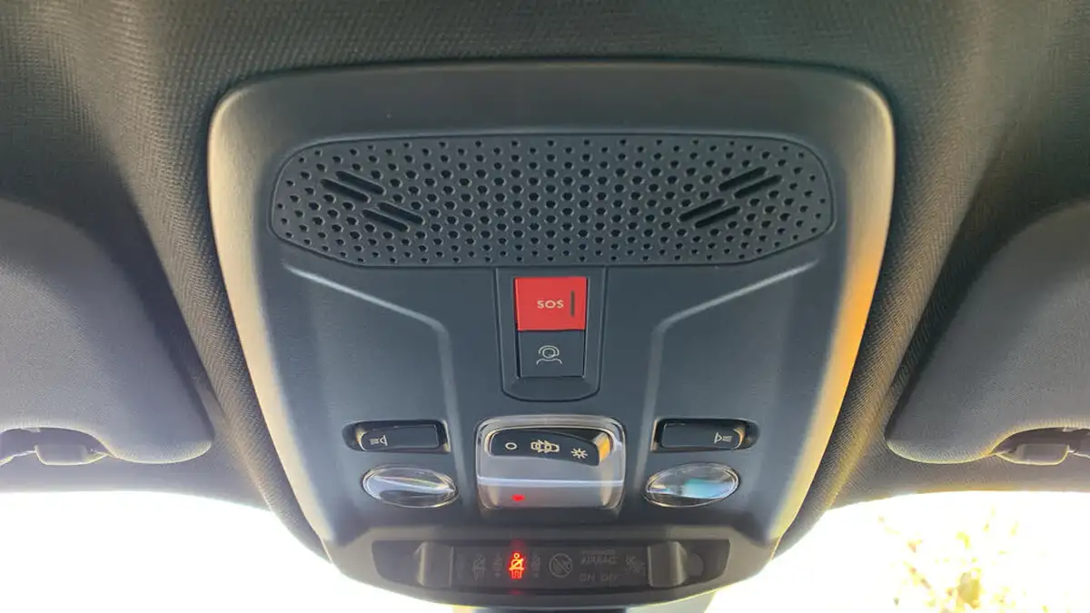 2024-peugeot-2008-suv-12-puretech-allure-130ps-big-38