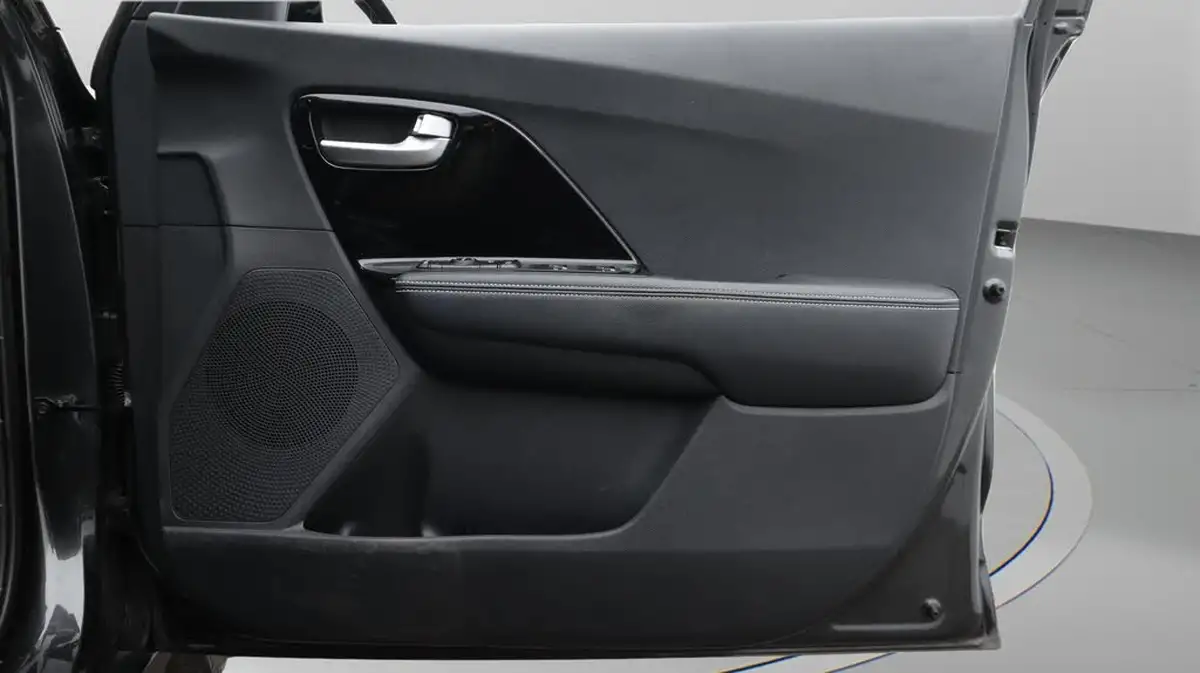 2022-kia-niro-ev-e-3-big-15