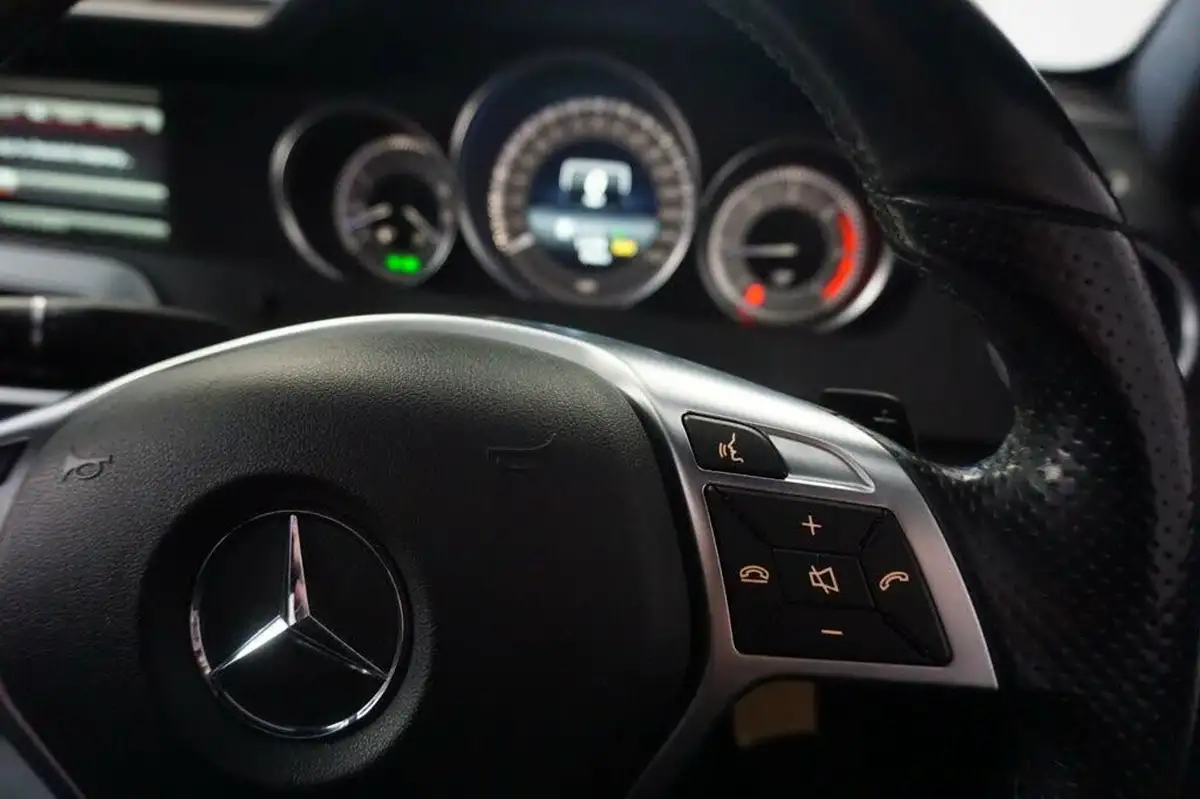 2014-mercedes-benz-c-class-21cdi-c220-cdi-amg-sport-edition-premium-plus-cdi-coupe-2d-7g-tronic-plus-big-35