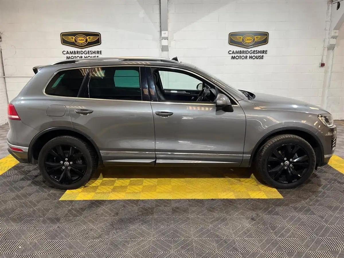 2016-volkswagen-touareg-30tdi-r-line-262ps-2967cc-big-7