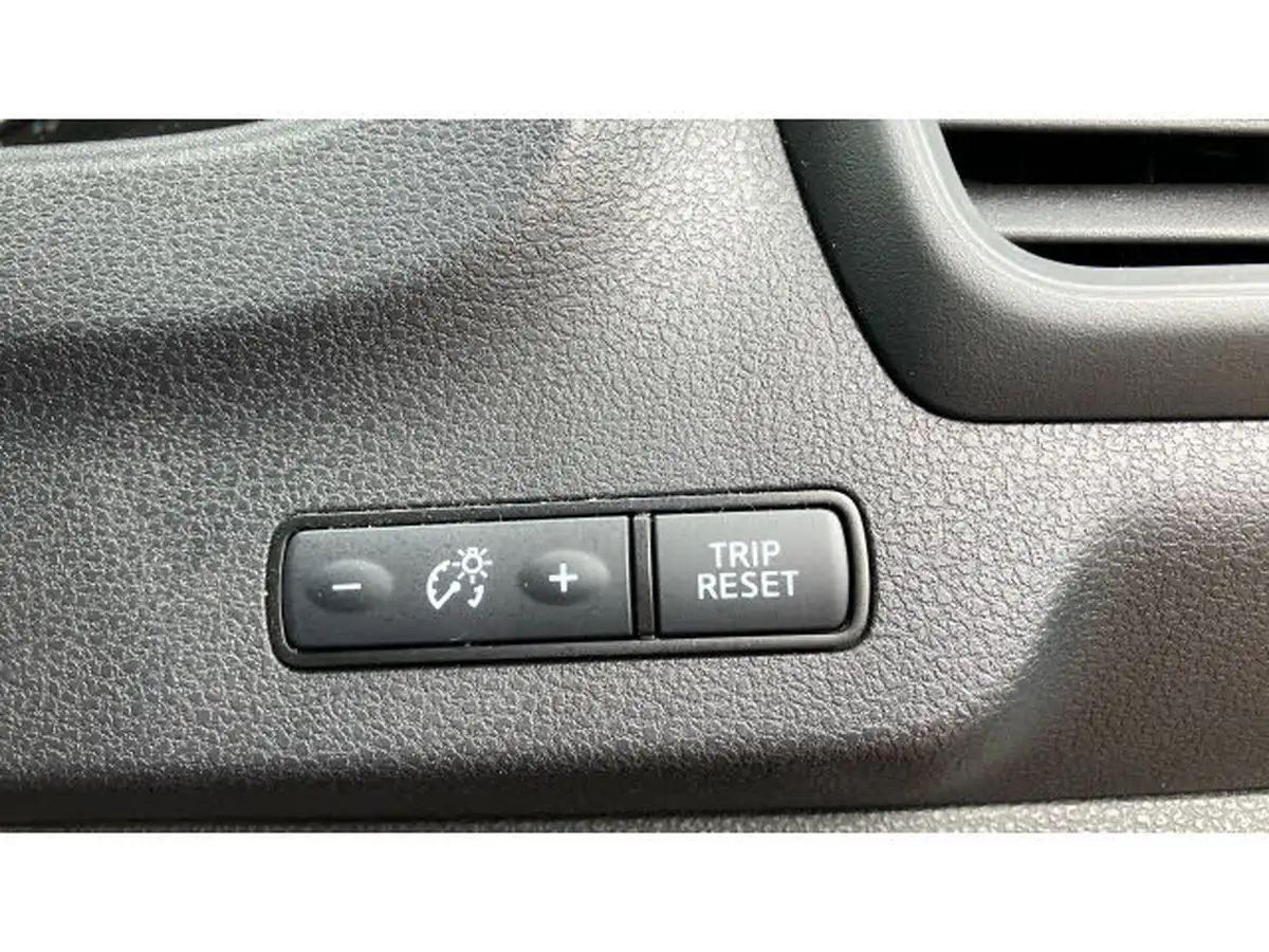 2020-nissan-leaf-e-acenta-big-37