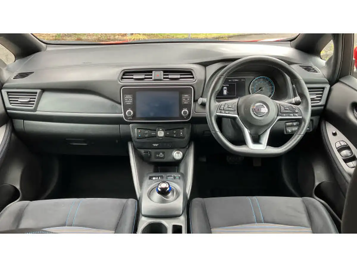 2020-nissan-leaf-e-acenta-big-9