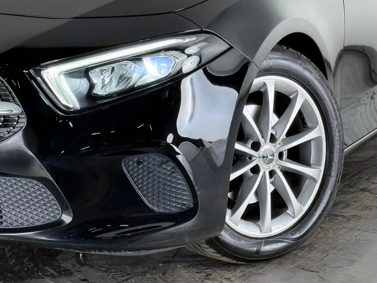 2019-mercedes-benz-a-class-15d-a180d-sport-hatchback-5d-7g-dct-big-41