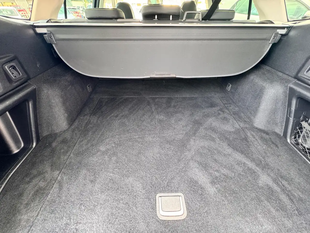 2023-subaru-outback-25i-field-big-4