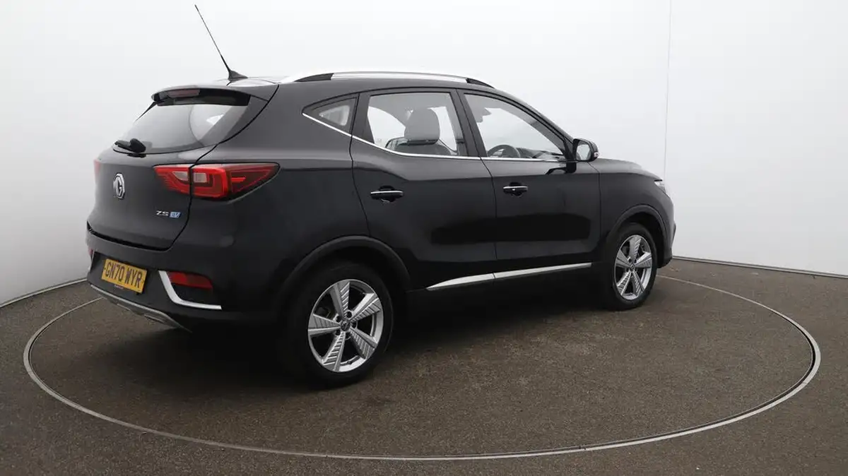 2020-mg-zs-suv-e-exclusive-ev-big-45