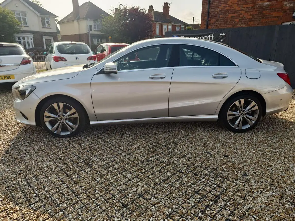 2017-mercedes-benz-cla-21d-cla-200-sport-coupe-4d-big-2