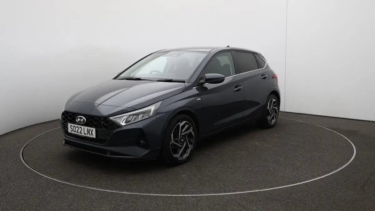 2022-hyundai-i20-10-t-gdi-premium-eclutch-imt-big-71